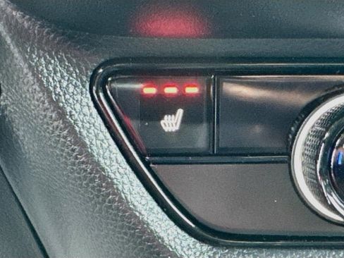 Used 2025 Honda HR-V Sport image 15