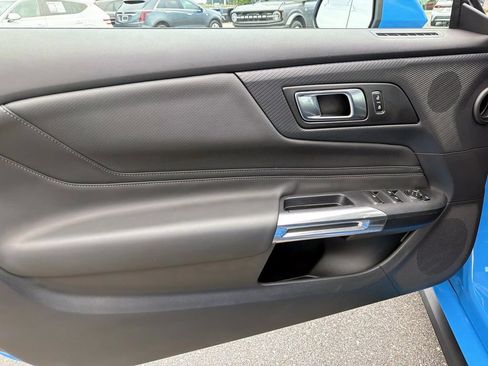 Used 2026 Ford Mustang Premium RWD image 15