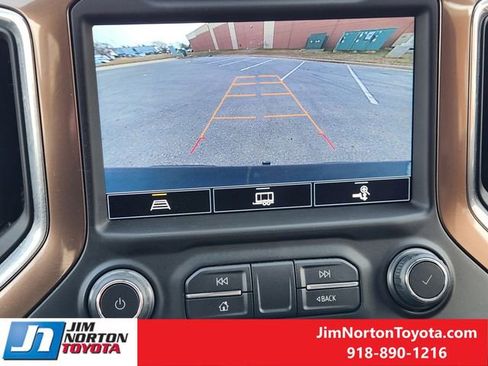 Used 2021 Chevrolet Silverado 1500 High Country image 19