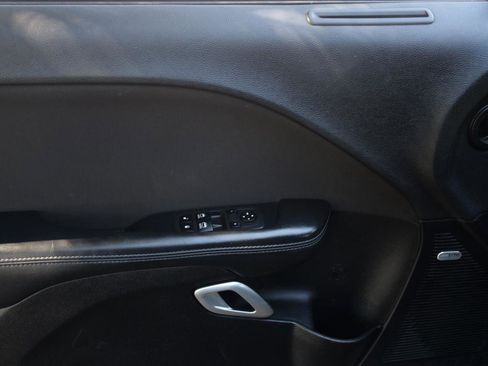 Used 2022 Dodge Challenger R/T Scat Pack RWD image 16