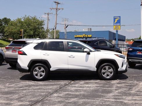 Used 2025 Toyota RAV4 XLE w/ Weather Package AWD/4WD image 5