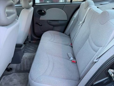 Used 2005 Saturn ION Level 1 FWD image 8