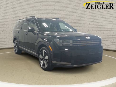 Certified 2026 Hyundai Santa Fe Limited AWD/4WD image 3