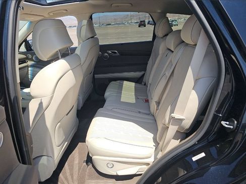 Used 2024 Genesis GV80 2.5T w/ Prestige Package AWD/4WD image 11