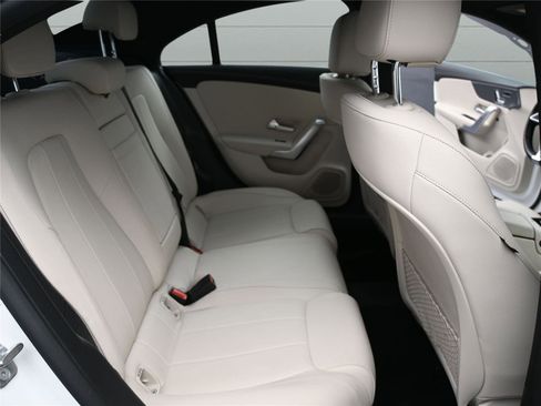 Used 2024 Mercedes-Benz CLA 250 4MATIC image 22