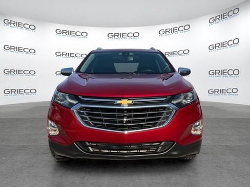 Used 2020 Chevrolet Equinox Premier FWD image 2