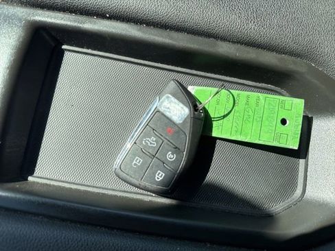 Used 2023 GMC Sierra 1500 Pro w/ Graphite Edition image 9