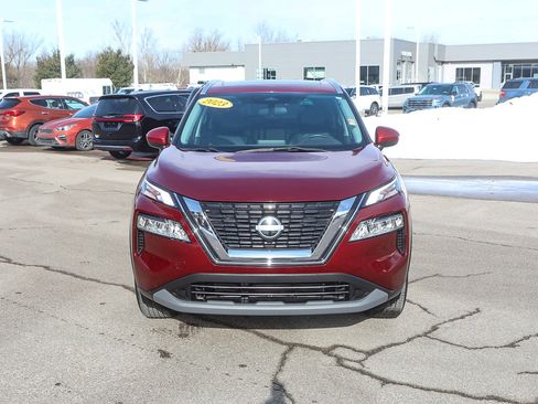 Used 2023 Nissan Rogue SV w/ SV Premium B Package image 9