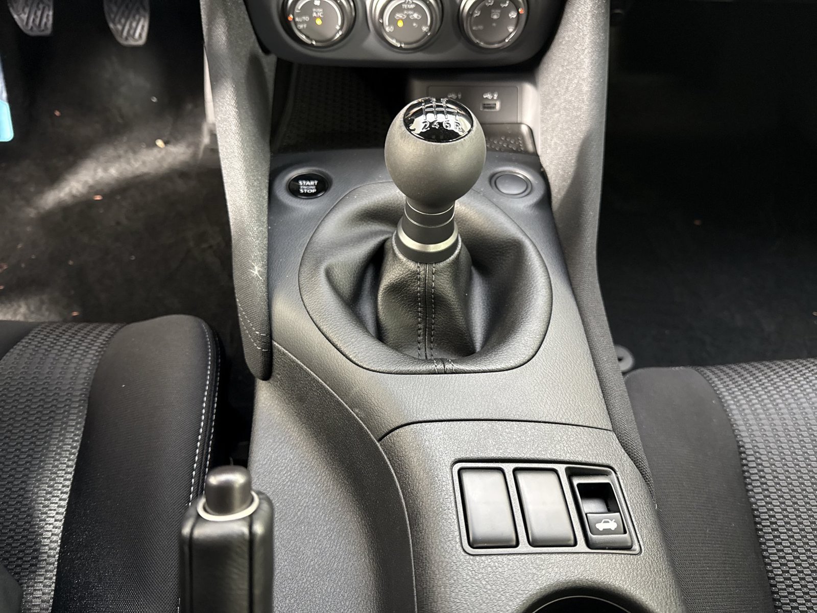 New 2027 Nissan Z Sport w/ Essentials Package (Sport) RWD image 18