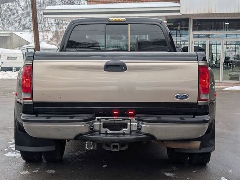 Used 2004 Ford F350 Lariat AWD/4WD image 9