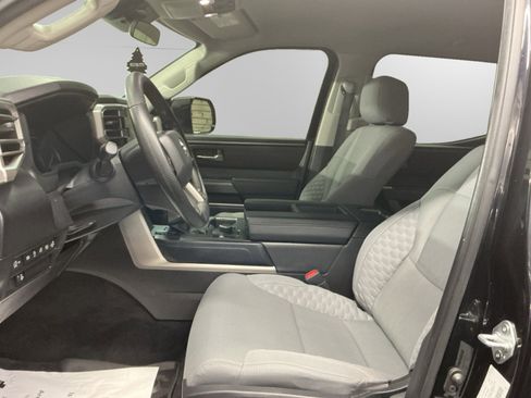 Used 2024 Toyota Tundra SR5 w/ SR5 Convenience Package image 9