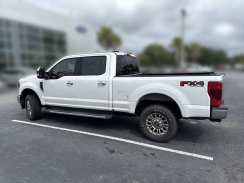 Certified 2020 Ford F250 XLT w/ XLT Premium Package AWD/4WD image 10