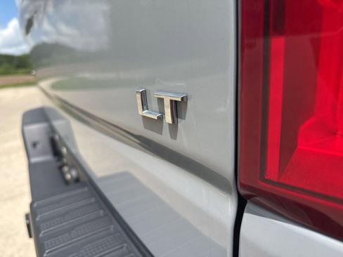 Used 2024 Chevrolet Silverado 1500 LT Trail Boss w/ Protection Package AWD/4WD image 9