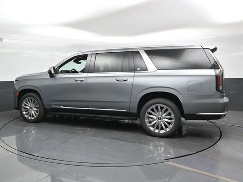 Used 2023 Cadillac Escalade ESV Premium Luxury image 10