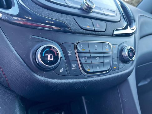 Used 2024 Chevrolet Equinox RS AWD/4WD image 14
