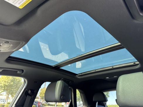 Used 2022 Audi Q3 2.0T Premium image 8