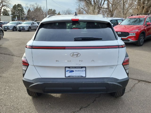Certified 2024 Hyundai Kona SEL w/ Convenience Package AWD/4WD image 21