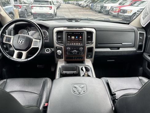 Used 2017 RAM 1500 Laramie w/ Convenience Group AWD/4WD image 10