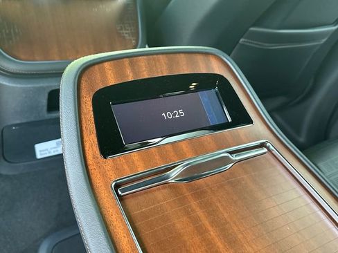 New 2026 Lincoln Navigator Black Label AWD/4WD image 23