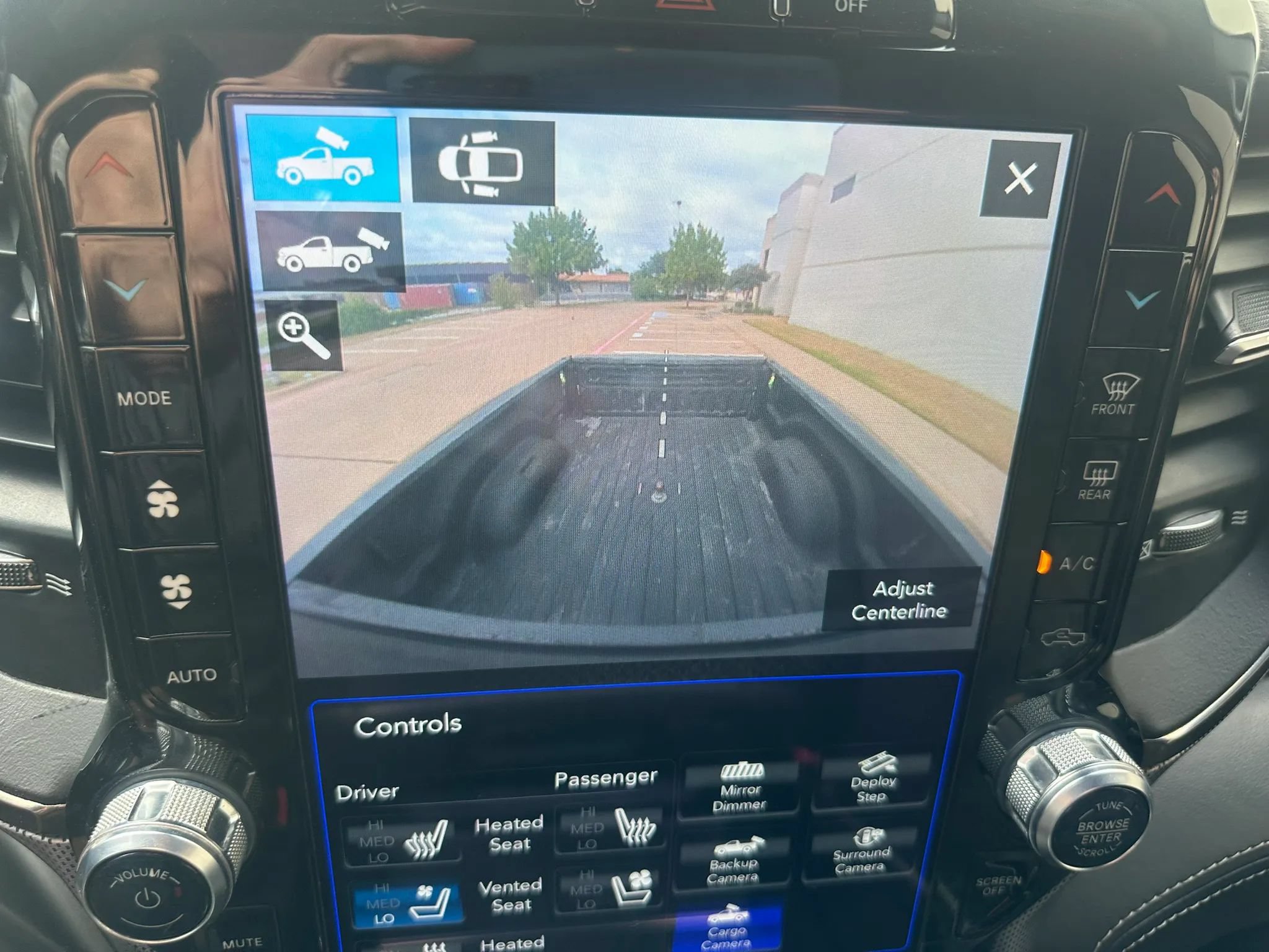 Used 2019 RAM 3500 Limited AWD/4WD image 49