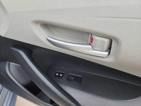 Used 2020 Toyota Corolla LE w/ LE Premium Package FWD image 31
