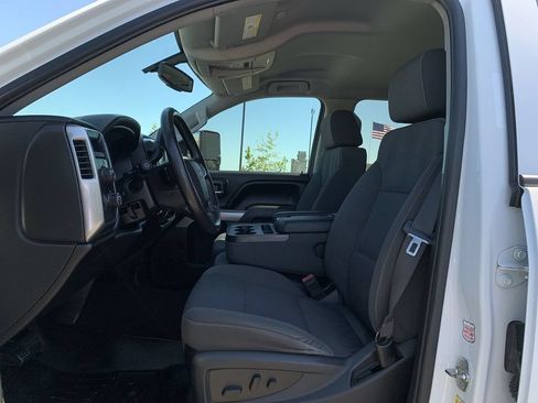 Used 2017 Chevrolet Silverado 1500 LT w/ True North Edition AWD/4WD image 25
