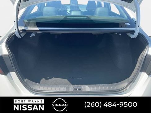 Certified 2024 Nissan Altima 2.5 SR FWD image 35