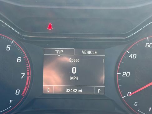 Certified 2024 Chevrolet Trax RS w/ Driver Confidence Package FWD image 30