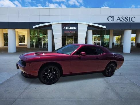 Used 2022 Dodge Challenger SXT w/ Blacktop Package RWD image 5