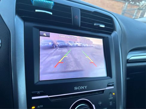 Used 2013 Ford Fusion Titanium image 25