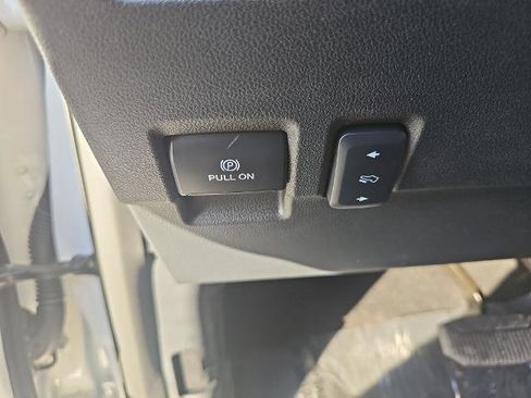 New 2025 Ford F350 Lariat w/ Lariat Ultimate Package image 13