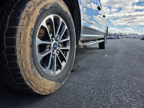 Used 2018 Ford F150 XLT w/ Equipment Group 301A Mid image 19