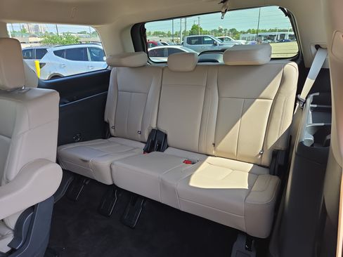 Certified 2023 Ford Expedition XLT AWD/4WD image 12