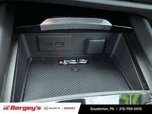 Certified 2025 Buick Envision Sport Touring image 39