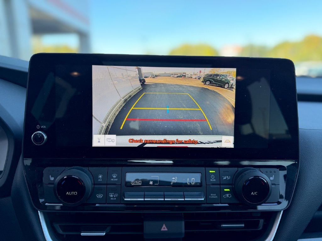 Used 2025 Toyota Grand Highlander AWD Hybrid image 20
