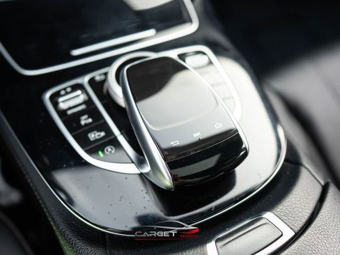 Used 2017 Mercedes-Benz E 300 4MATIC image 36