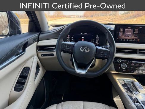 Certified 2025 INFINITI QX60 Luxe w/ Vision Package image 16