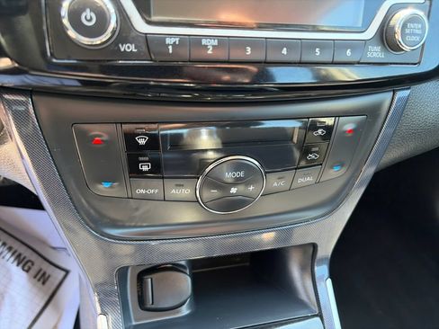 Used 2018 Nissan Sentra SR Turbo w/ SR Midnight Edition Package FWD image 22