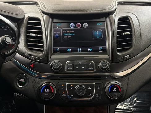 Used 2014 Chevrolet Impala LTZ FWD image 15