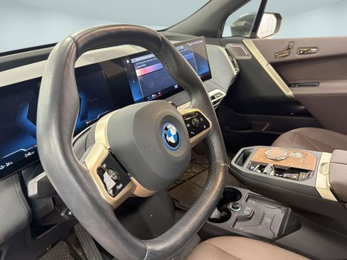 Used 2023 BMW iX M60 w/ Executive Package image 4