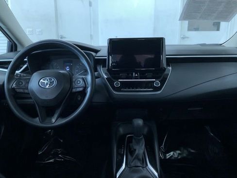 Certified 2025 Toyota Corolla LE image 17