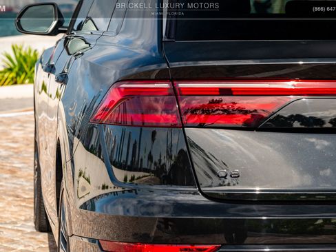 Used 2025 Audi Q8 Prestige image 52