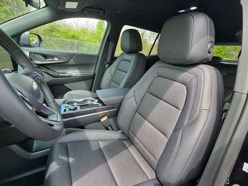 New 2026 Chevrolet Equinox LT w/ Convenience Package II AWD/4WD image 21