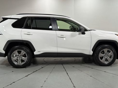 Certified 2025 Toyota RAV4 LE image 6