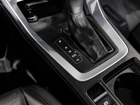 Used 2020 Audi Q3 2.0T Premium w/ Convenience Package AWD/4WD image 23