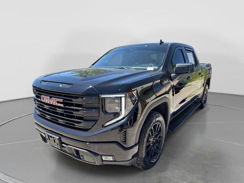 Used 2025 GMC Sierra 1500 Elevation w/ X31 Off-Road Package AWD/4WD image 8