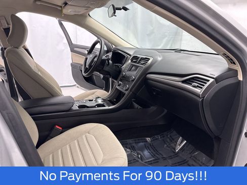 Used 2018 Ford Fusion S image 26