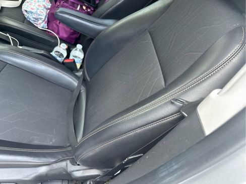 Used 2019 Chevrolet Trax LT w/ LT Convenience Package image 7