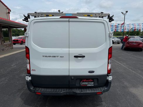 Used 2017 Ford Transit 150 130 Low Roof RWD image 5