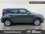 Used 2023 Kia Soul LX w/ Option Group 015 image 2